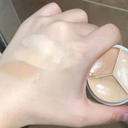 🔥Neujahrsangebot - Kaufen 1 bekommen 1 gratis & 1 Pinsel🎉3-in-1 Concealer Palette