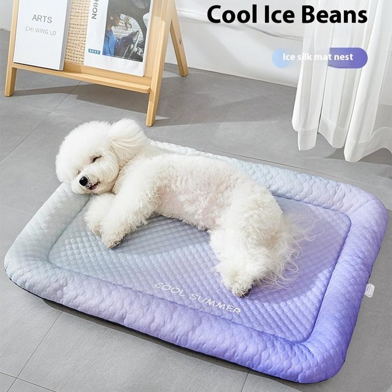 🔥Kostenloser Versand & 50 % Rabatt🔥 Pawchill™ Kühlmatte für Hunde & Katzen 🐾  Ice-Silk – natürlich kühl, atmungsaktiv & waschbar 🌿  Für Zuhause, Sofa & Auto • Mehrere Größen • Farbverlauf ☀️🐶🐱